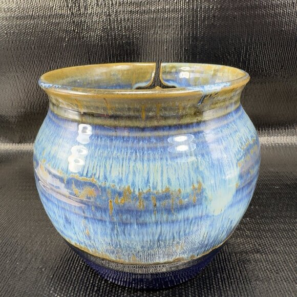 Saltbox Pottery Knitting Yarn Bowl Dish Signed Hand Made Large Container Blue - Picture 13 of 15